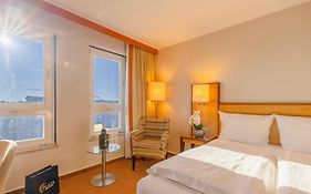 The Q - Quadro City Hotel